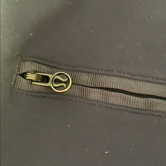 Lilac Lululemon pants 💜 - Picture 4 of 4